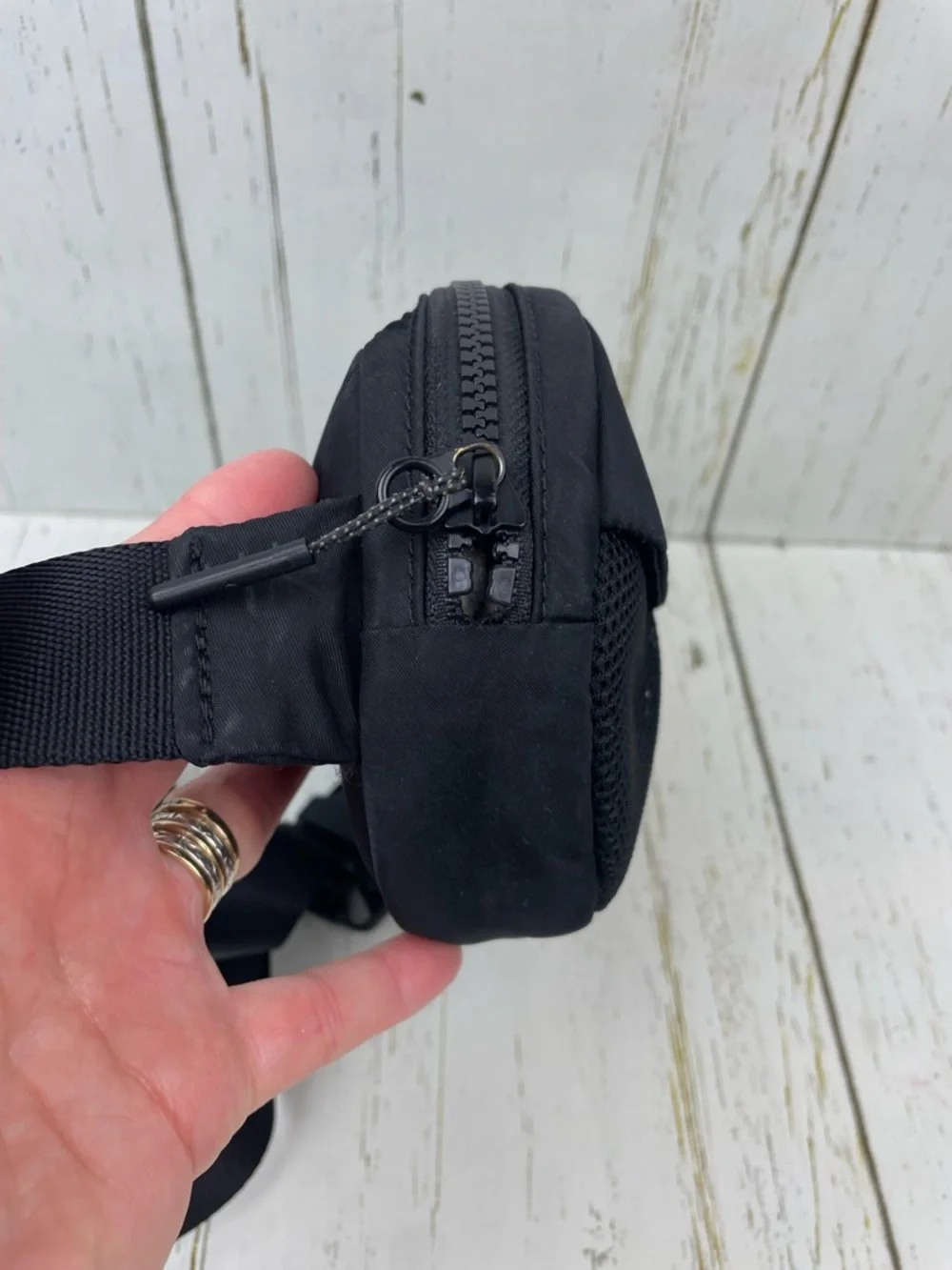 Lululemon Take It On Belt Bag *1L‎
